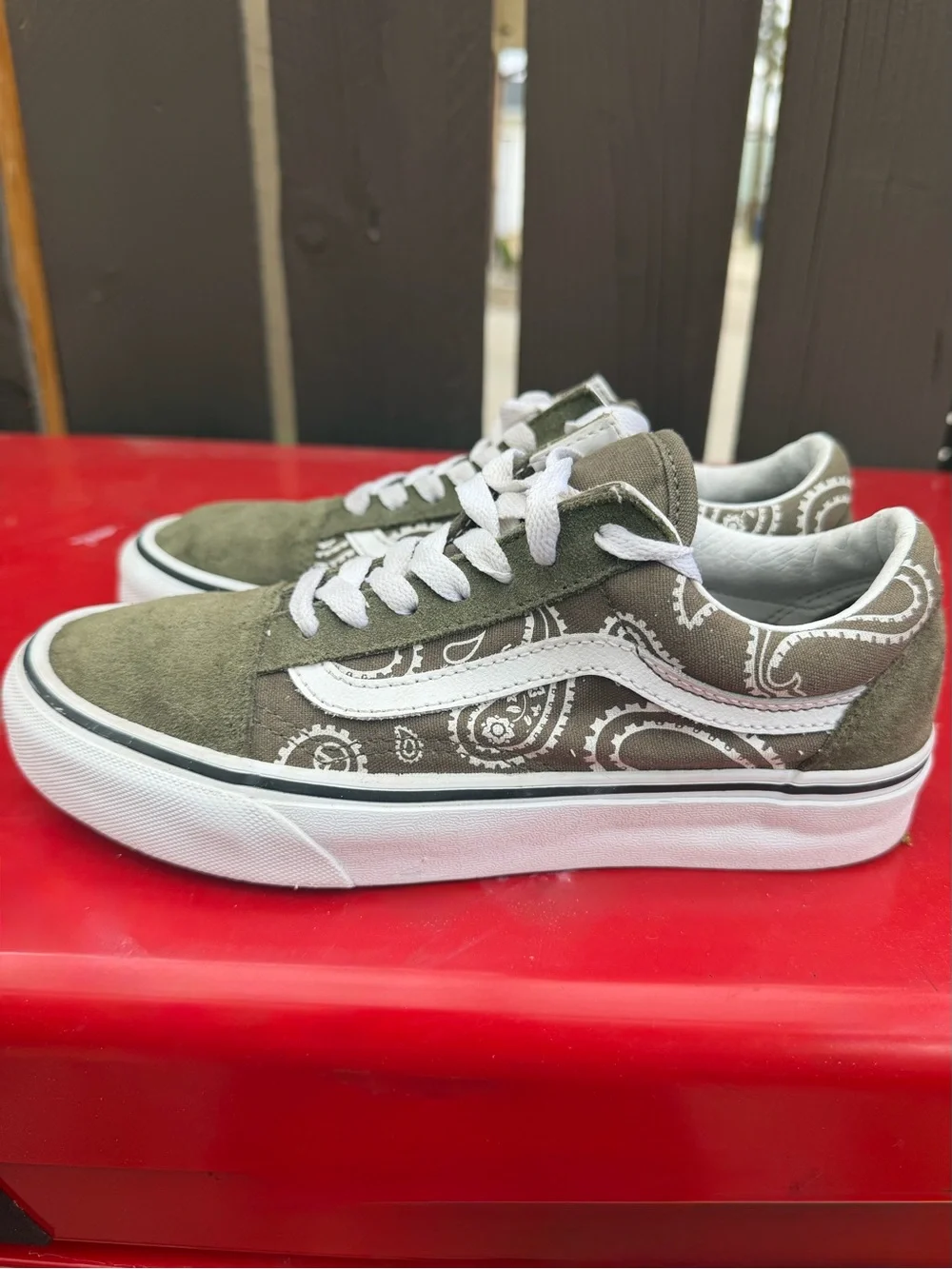 Vans Old Skool Paisley Sneakers Olive Brown White Women’s 6